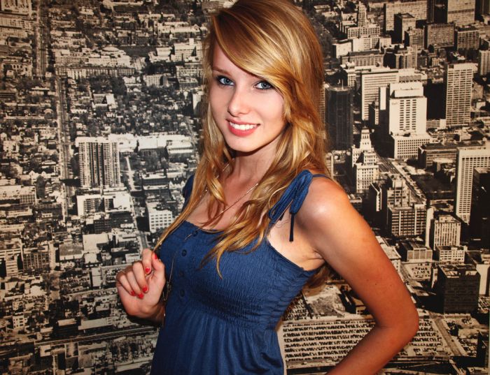 glamour girl with an alluring beauty