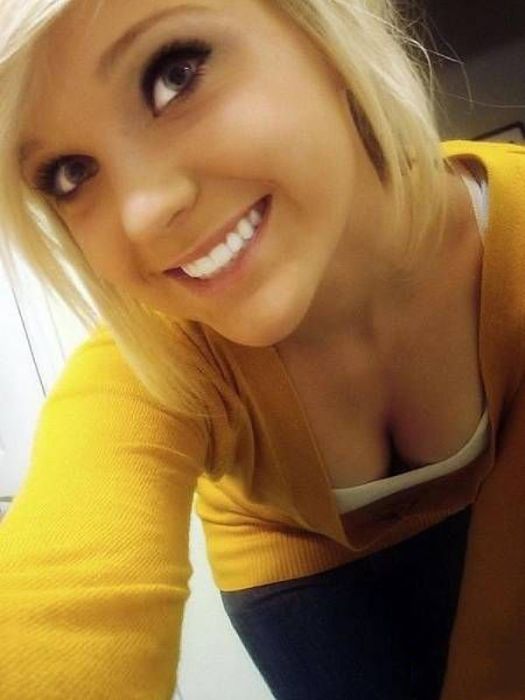 glamour girl with an alluring beauty
