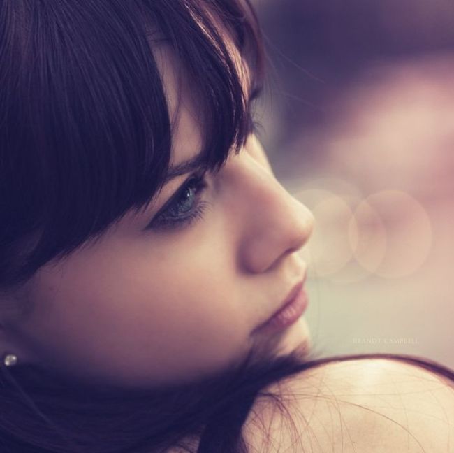 glamour girl with an alluring beauty