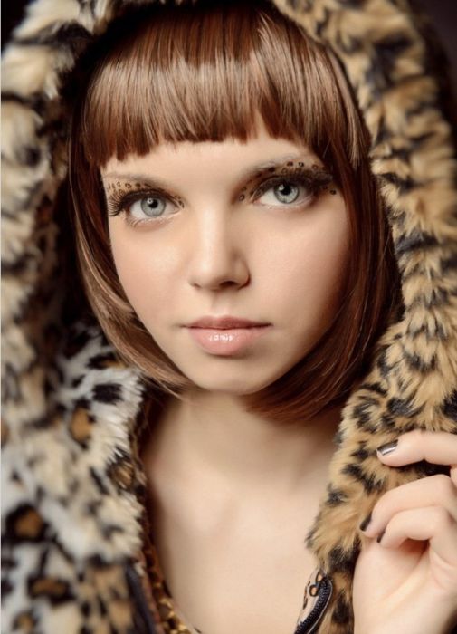 glamour girl with an alluring beauty