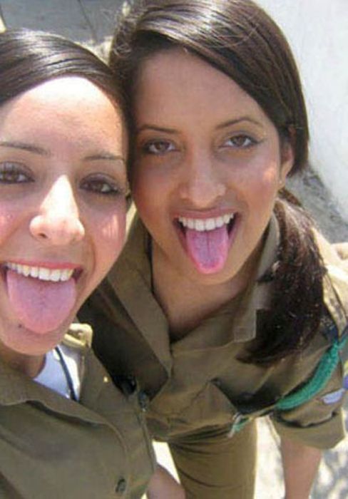 army girls of israeli defense forces