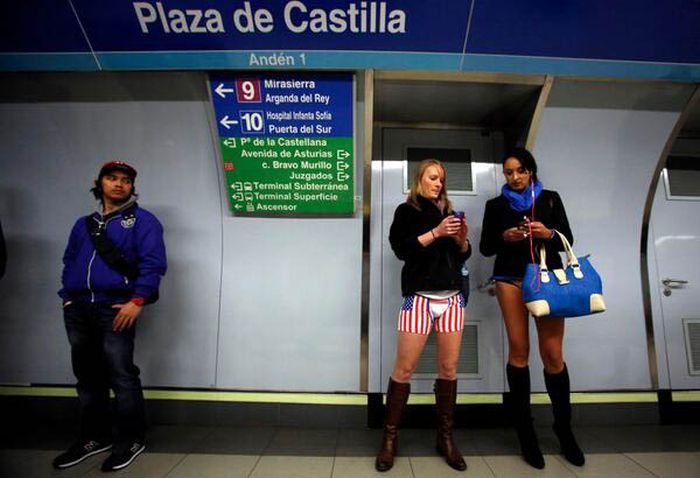 Girls of No Pants Subway Ride 2014