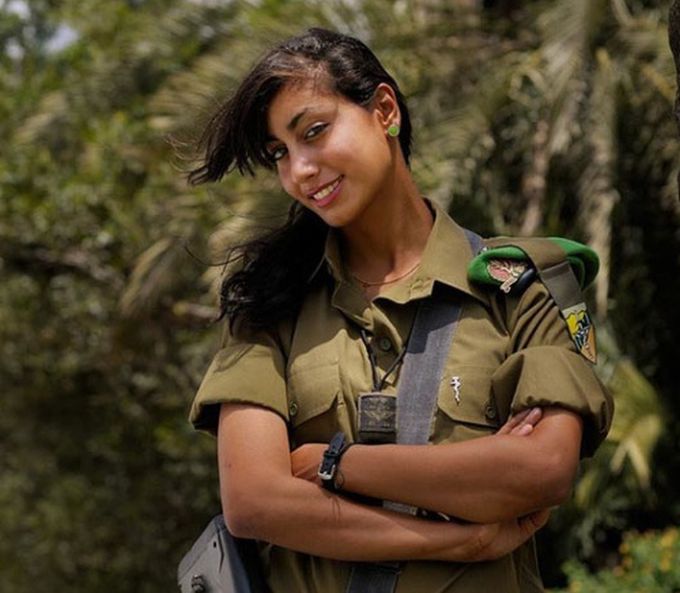 army girls of israeli defense forces