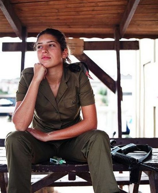 army girls of israeli defense forces