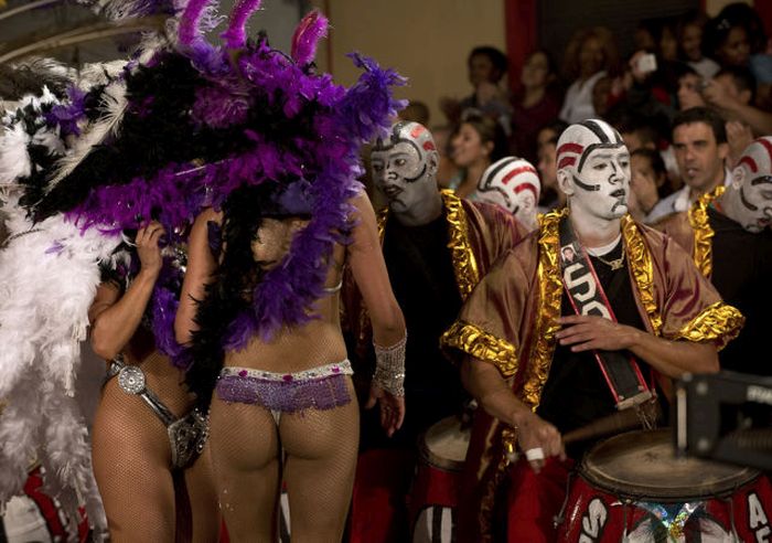 Girls from Uruguayan Carnival 2014, Montevideo, Uruguay