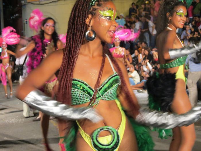 Girls from Uruguayan Carnival 2014, Montevideo, Uruguay