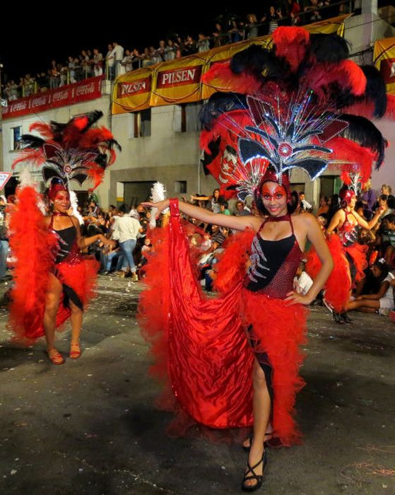 Girls from Uruguayan Carnival 2014, Montevideo, Uruguay