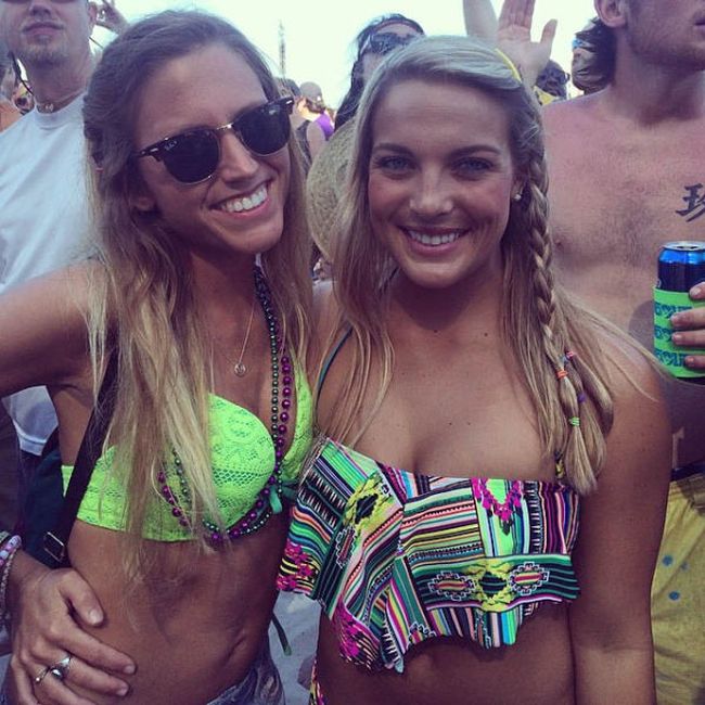 Hangout Music Festival 2014 girls, Gulf Shores, Alabama, United States