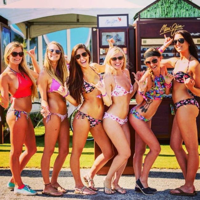 Hangout Music Festival 2014 girls, Gulf Shores, Alabama, United States