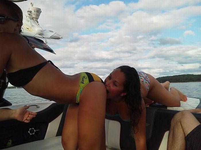 young college girls go crazy