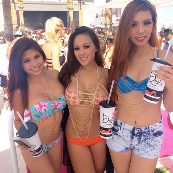 Girls From Electric Daisy Carnival 2014, Las Vegas, United States