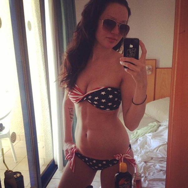 girl with the american flag