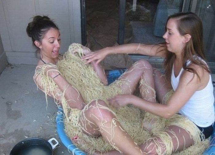 young college girls go crazy