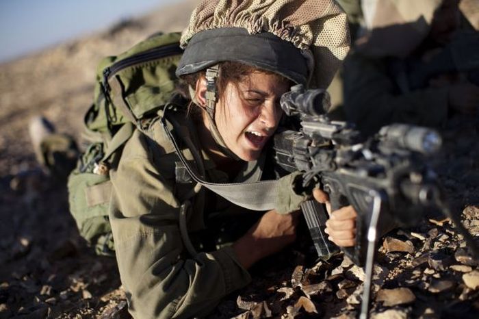 army girls of israeli defense forces