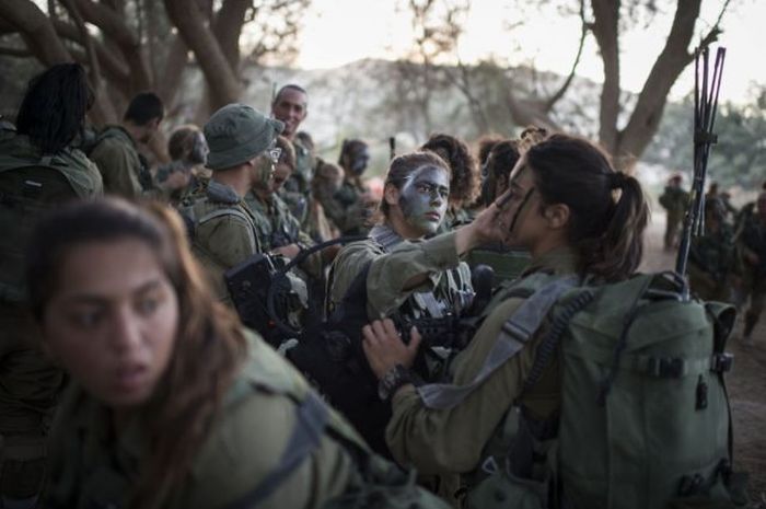 army girls of israeli defense forces