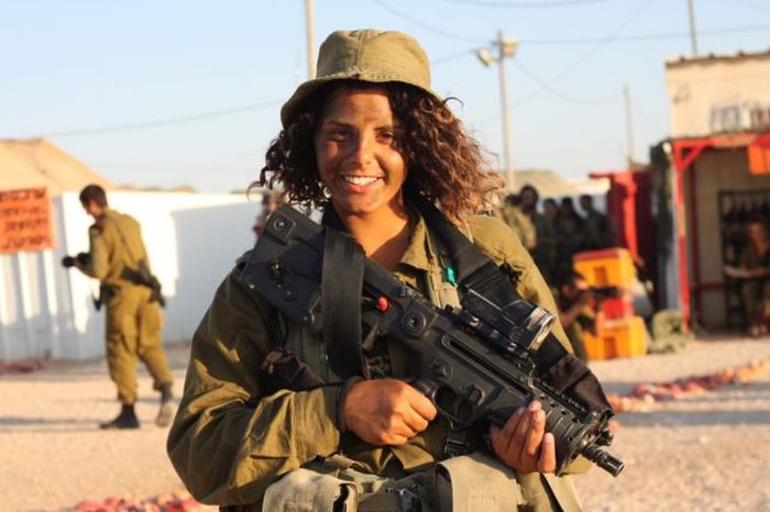 army girls of israeli defense forces