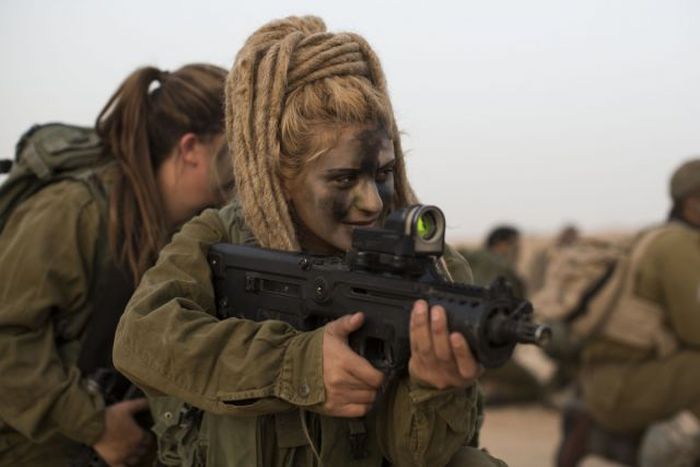 army girls of israeli defense forces