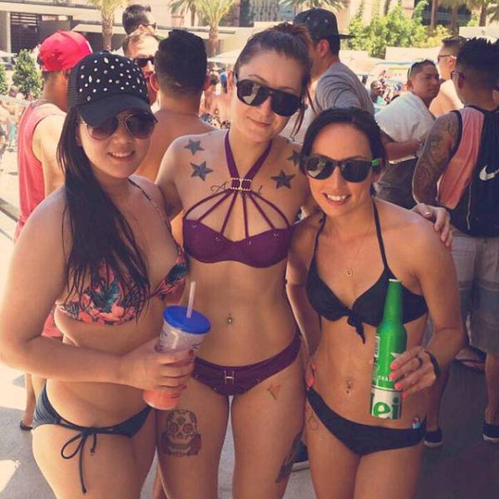 Girls From Electric Daisy Carnival 2015, Las Vegas, United States