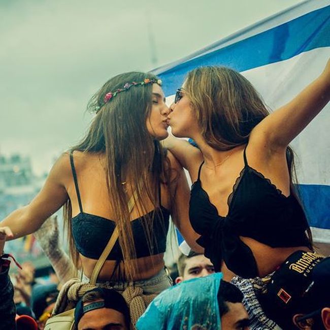 Tomorrowland 2015 girls, Boom, Flanders, Belgium