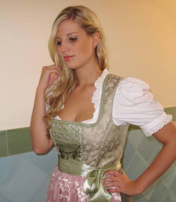 Oktoberfest 2015 girls, Munich, Germany