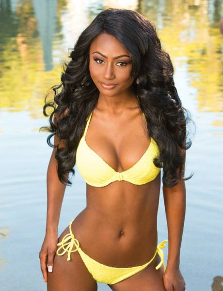 2016 Hooters International Swimsuit Pageant girl, Hard Rock Casino & Hotel, Las Vegas, Nevada, United States