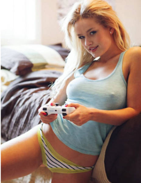 girl playing video games