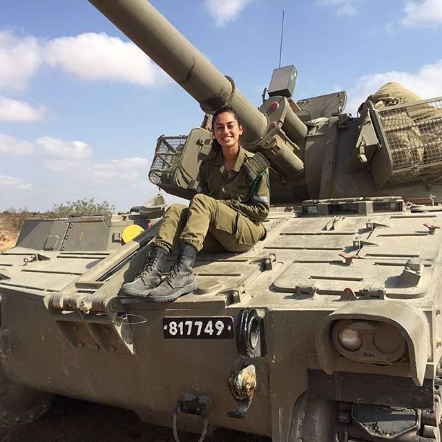 army girls of israeli defense forces