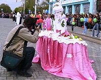 People & Humanity: Living Sculptures Championship in Evpatoria