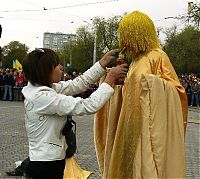 People & Humanity: Living Sculptures Championship in Evpatoria