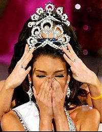 People & Humanity: Miss behave