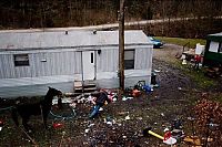 People & Humanity: Shooting american family, Kentucky, by Carl Kiilsgaard