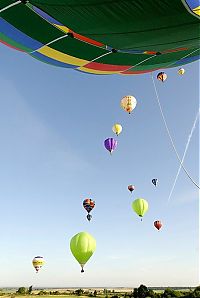 People & Humanity: Balloons festival, France 2009