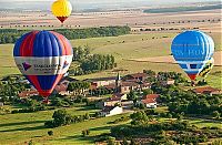 People & Humanity: Balloons festival, France 2009