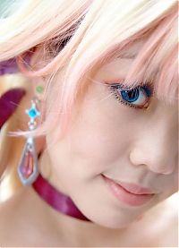 People & Humanity: blonde japan girl