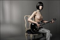 People & Humanity: models and the art detail photography