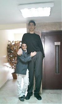 People & Humanity: Sultan Kosen, Tallest man in the world, 2 meters 47 centimeters, Turkey