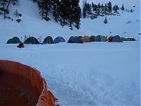 People & Humanity: jacuzzi built in the mountains