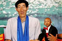 People & Humanity: He Pingping, world's shortest man died