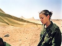 People & Humanity: army girls of israeli defense forces