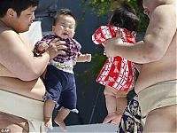 TopRq.com search results: Annual Naki Sumo (Crying Sumo) contest