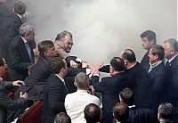 People & Humanity: fight in the parliament of Ukraine