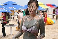 People & Humanity: dirty girls in mud
