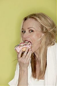 TopRq.com search results: girl eating doughnut