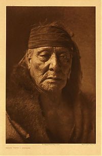 People & Humanity: Native American people photography by Edward Sheriff Curtis