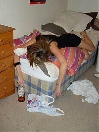 People & Humanity: drunk girls