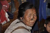 People & Humanity: nose plugs of the apatani women