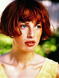 People & Humanity: freckled girl