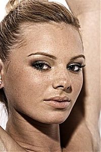 People & Humanity: freckled girl