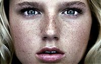 People & Humanity: freckled girl