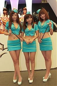 People & Humanity: Girls of Chinajoy 2010, Shanghai, China